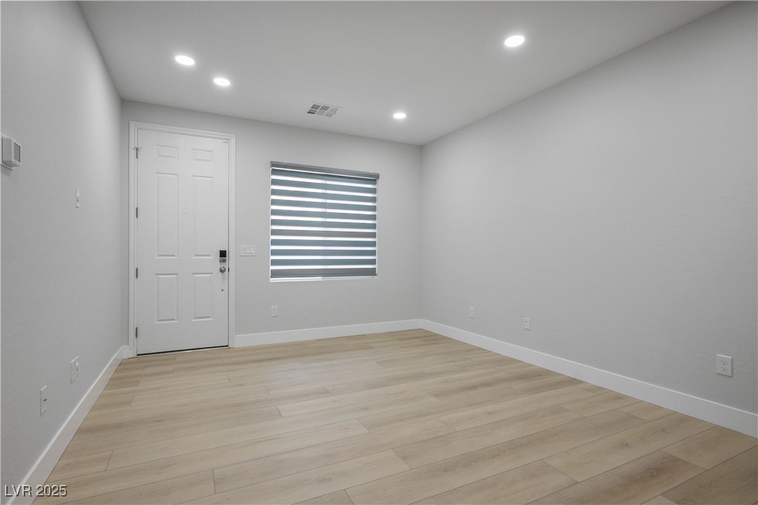 Las Vegas, Nevada 89118, United States, 4 Bedrooms Bedrooms, ,3 BathroomsBathrooms,Residential,Active,173295