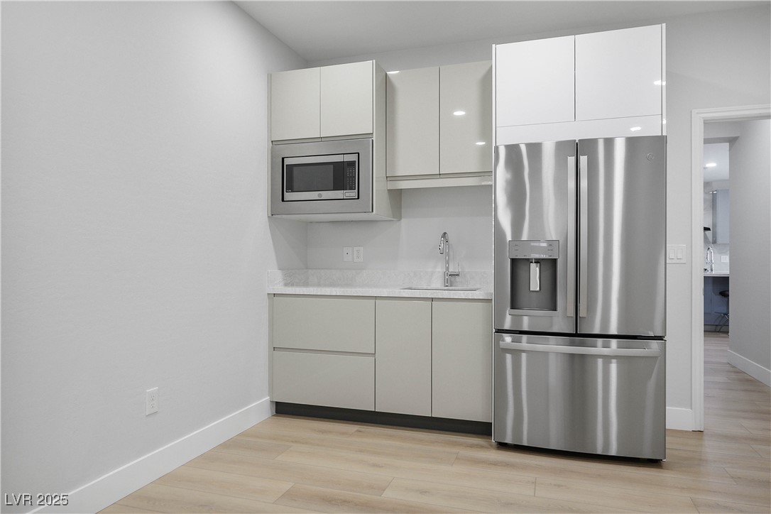 Las Vegas, Nevada 89118, United States, 4 Bedrooms Bedrooms, ,3 BathroomsBathrooms,Residential,Active,173295