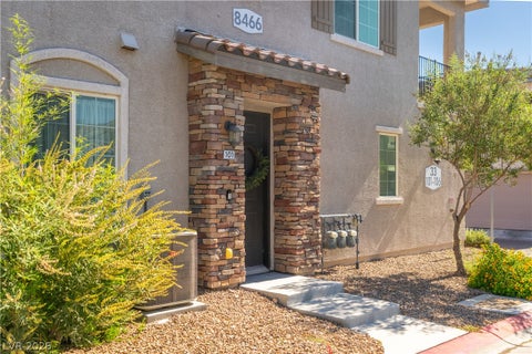 Townhouse For Sale - 8466 Classique Avenue #101<br/> Clark County, Las Vegas, NV 89178