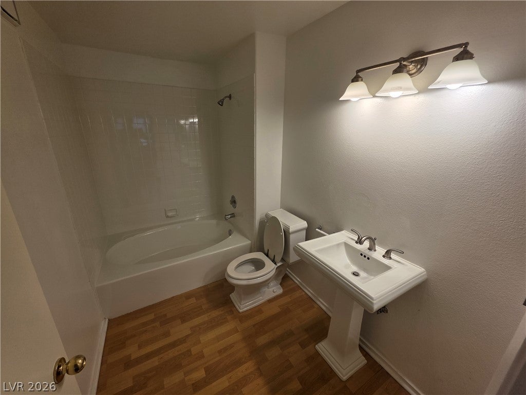 Picture for the property 2774456, 2 beds, 2 baths