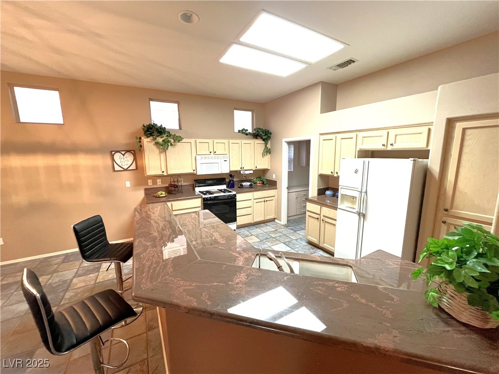 5091 E Beacon Ridge Drive, Pahrump, Nevada image 3
