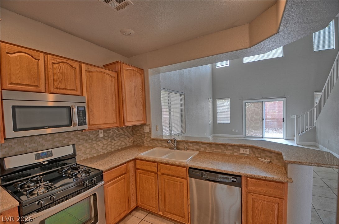 2277 Summer Home Street