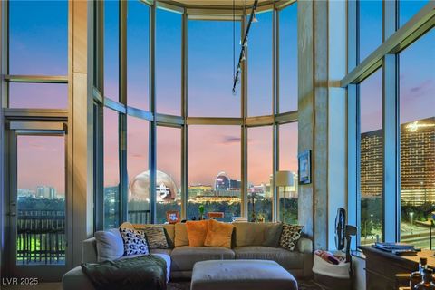 Photo of 360 E Desert Inn Road #607, Las Vegas, NV 89109 (MLS # 2704148) Photo of 360 E Desert Inn Road #607, Las Vegas, NV 89109 (MLS # 2704148)