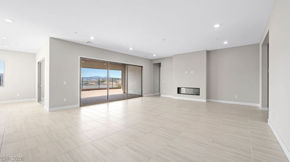 214 Paraggi Bay Drive