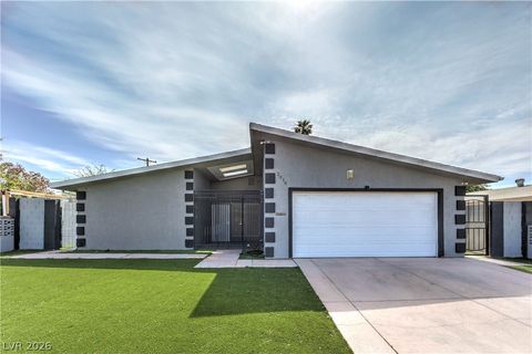 Homes For Sale - 2016 Madeline Drive<br/> Las Vegas, NV 89108