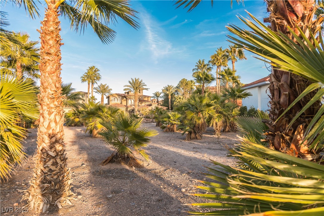 17 Grand Miramar Drive