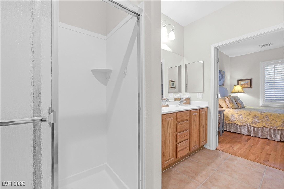 Henderson, Nevada 89044, United States, 2 Bedrooms Bedrooms, ,2 BathroomsBathrooms,Residential,Active,90415