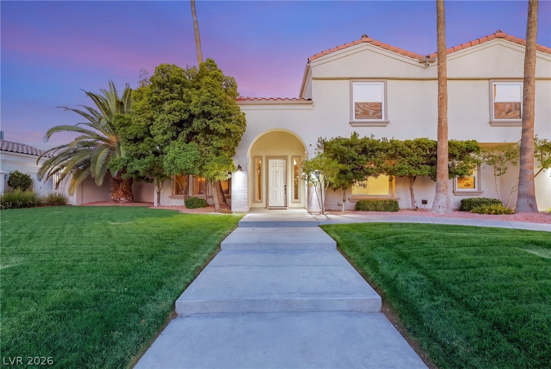 2060 Palm Canyon Court