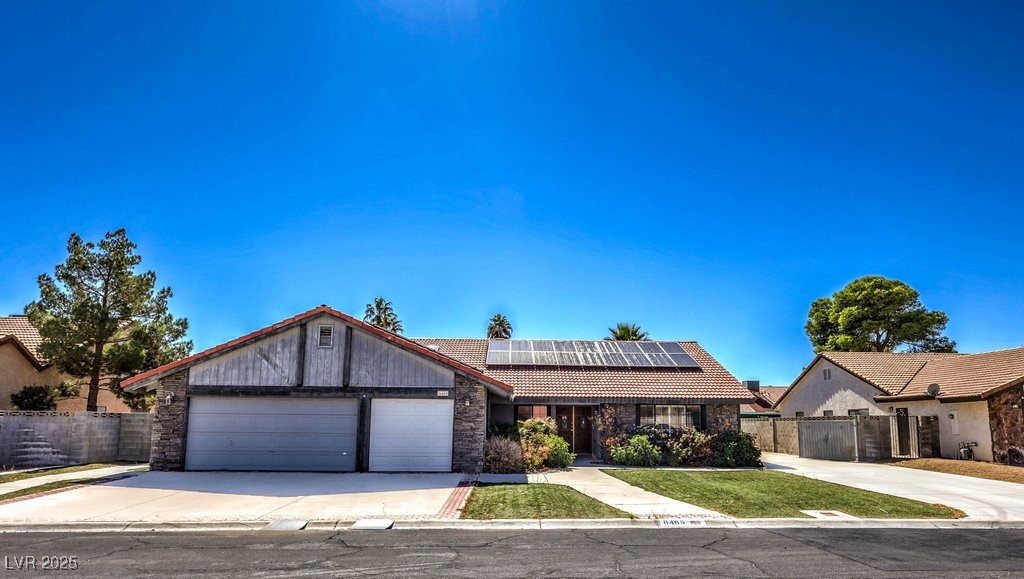 6465 Scotch Pine Circle