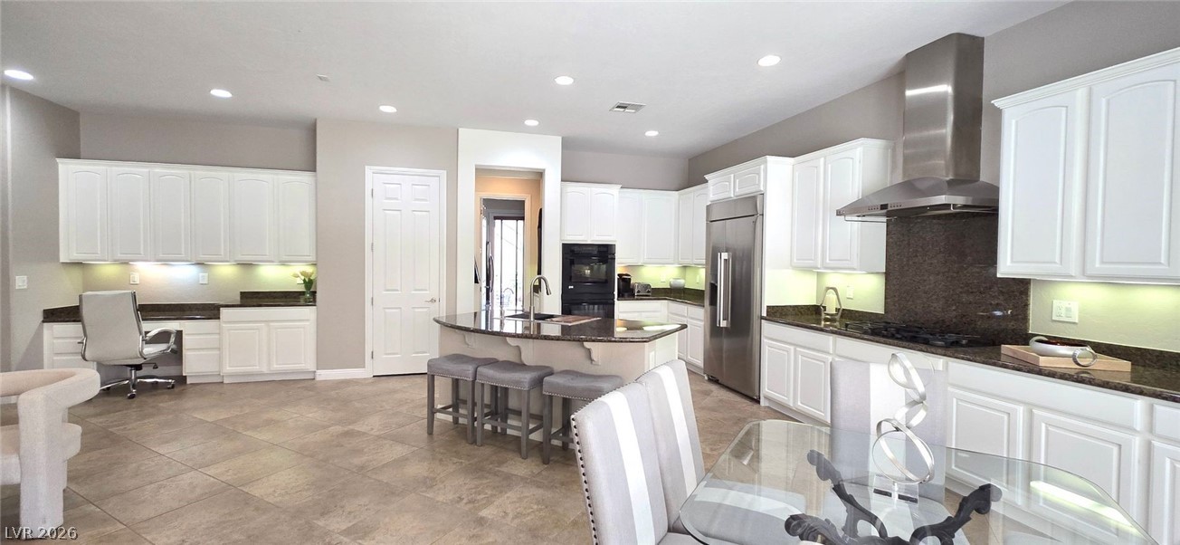 2752 Kilwinning Drive