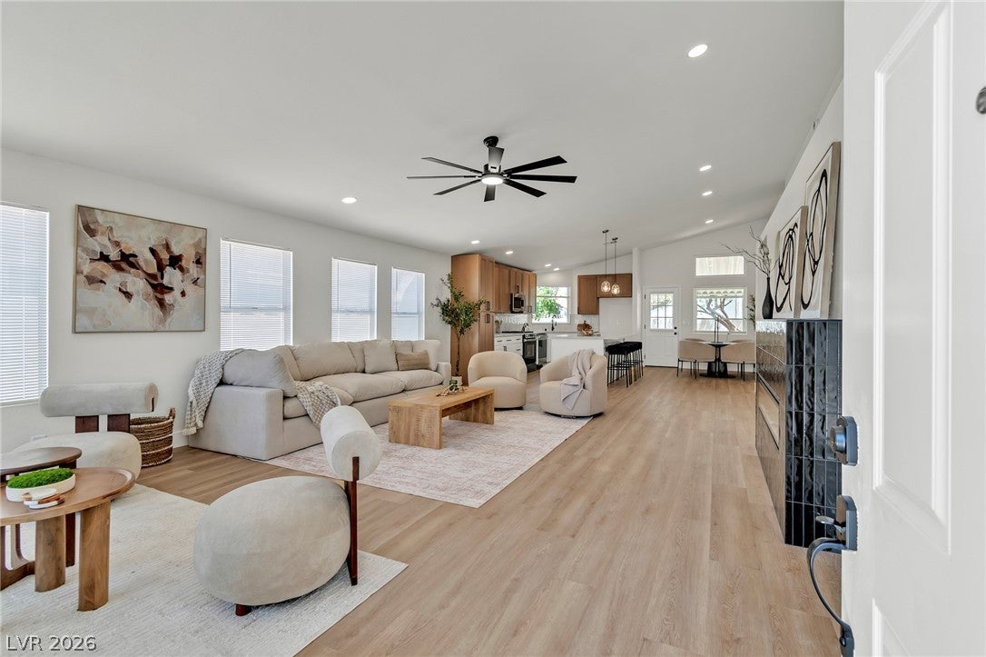 8220 Mt Brodie Circle