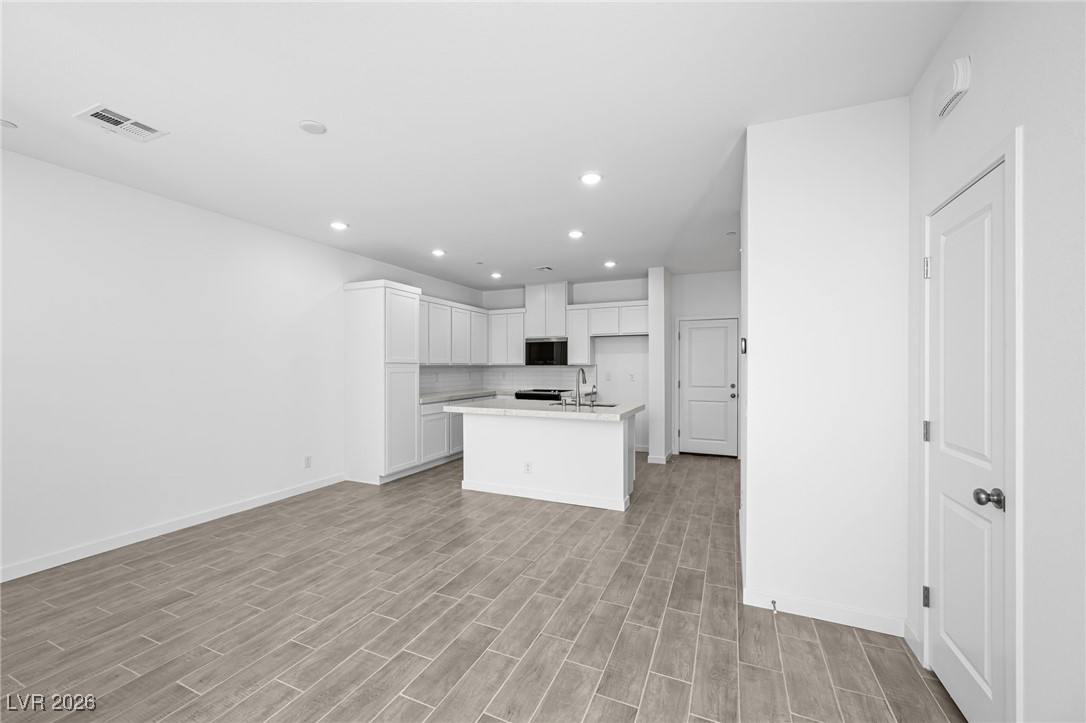 182 Freeport View Place