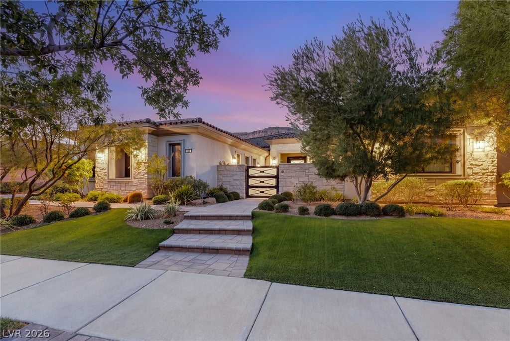 Photo of 22 Greenside Drive, Las Vegas, NV 89141 (MLS # 2821853)