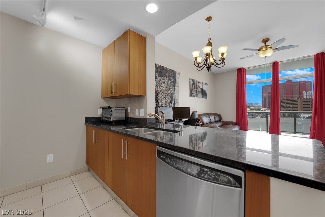 200 W Sahara Avenue 603