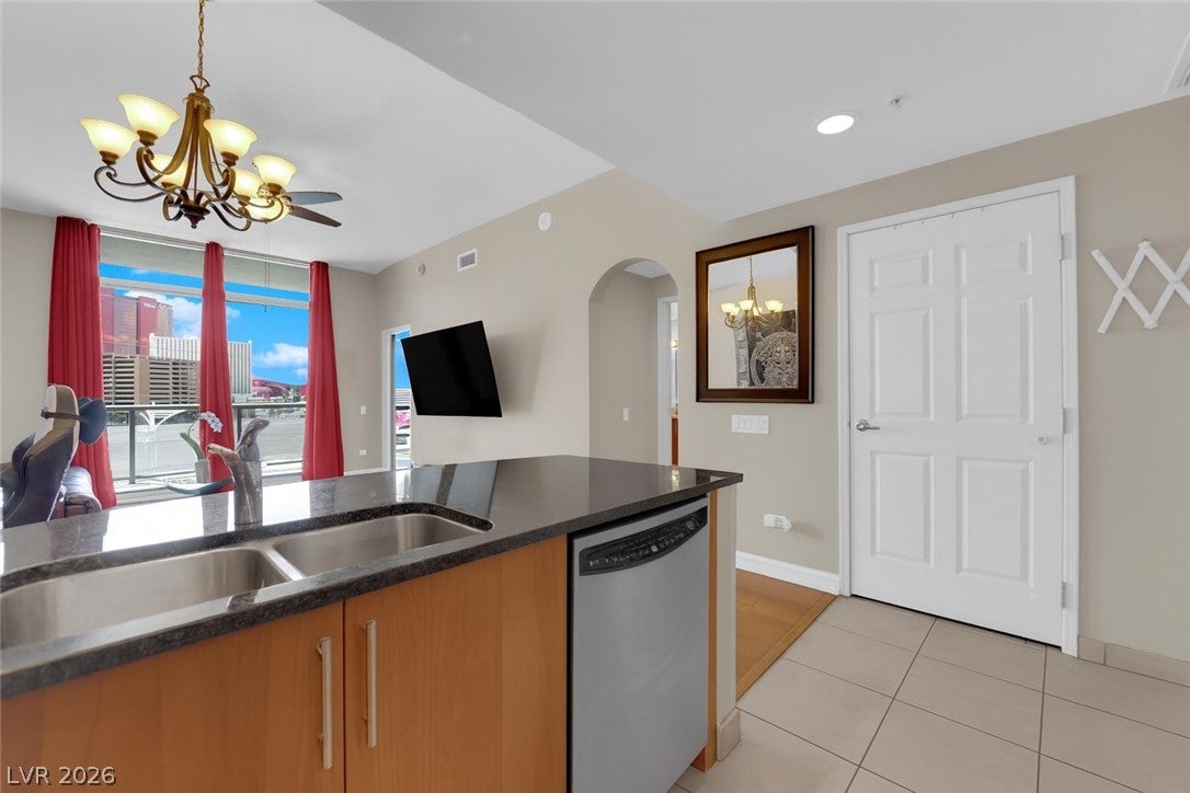 200 W Sahara Avenue 603