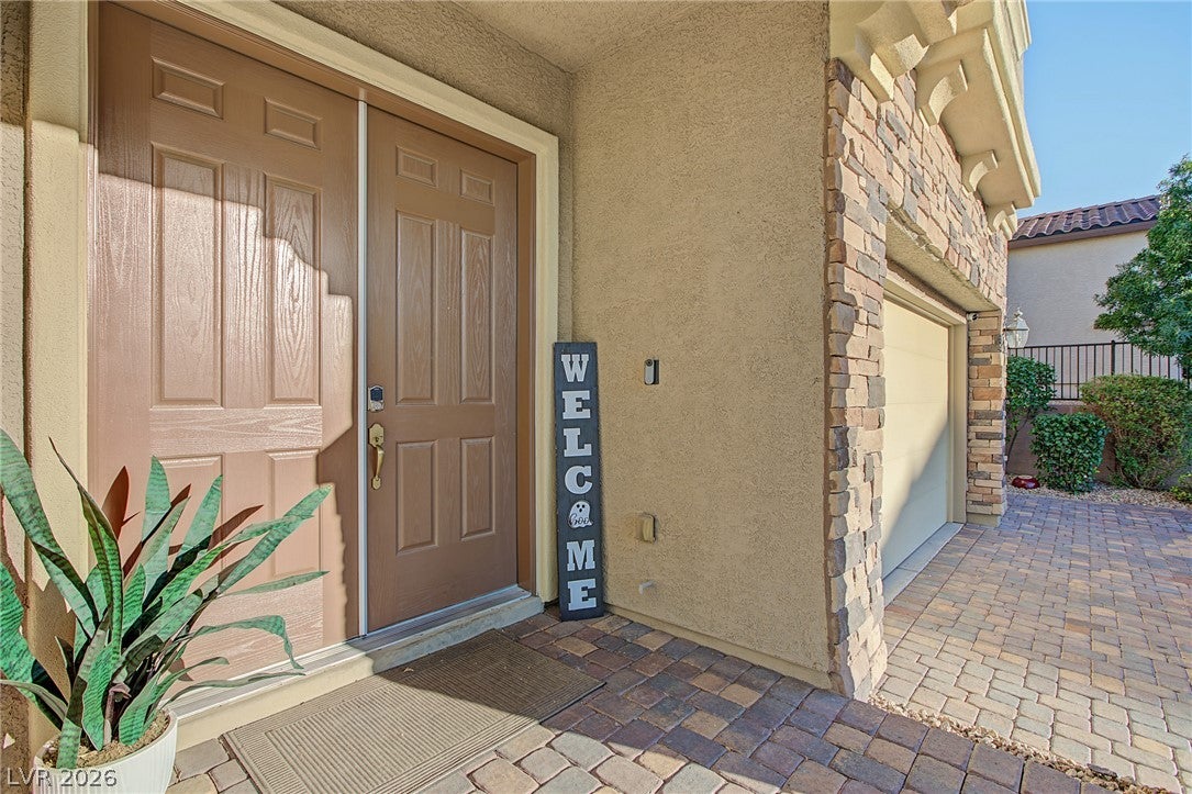 1140 Apollo Gardens Street