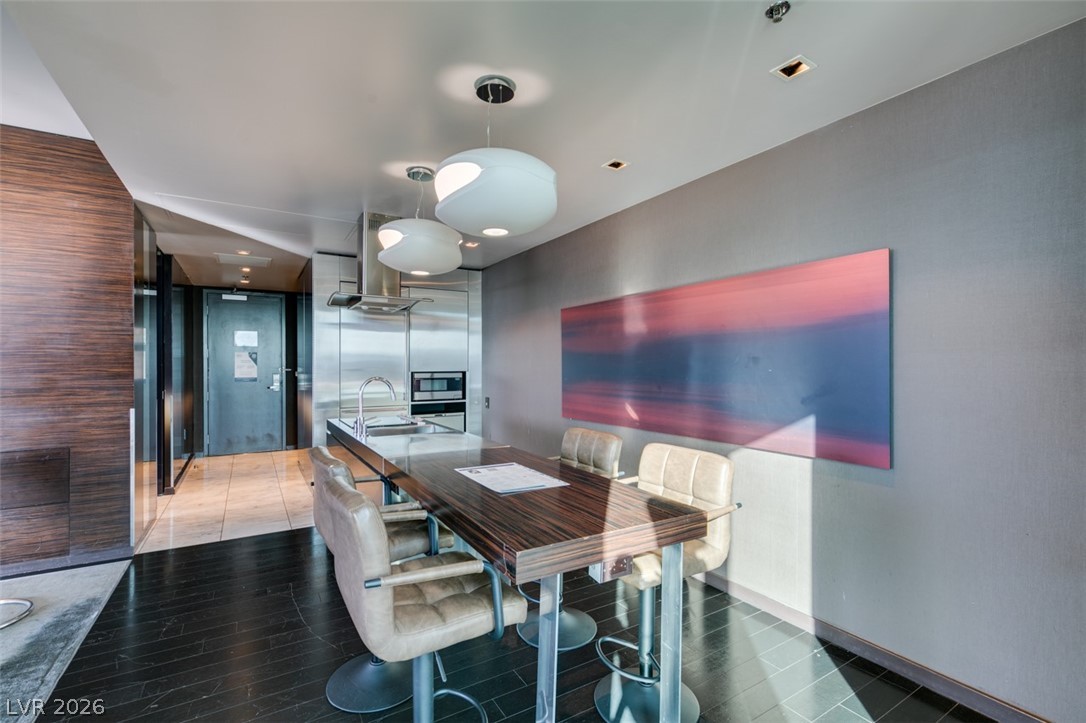 4381 W Flamingo Road 3121