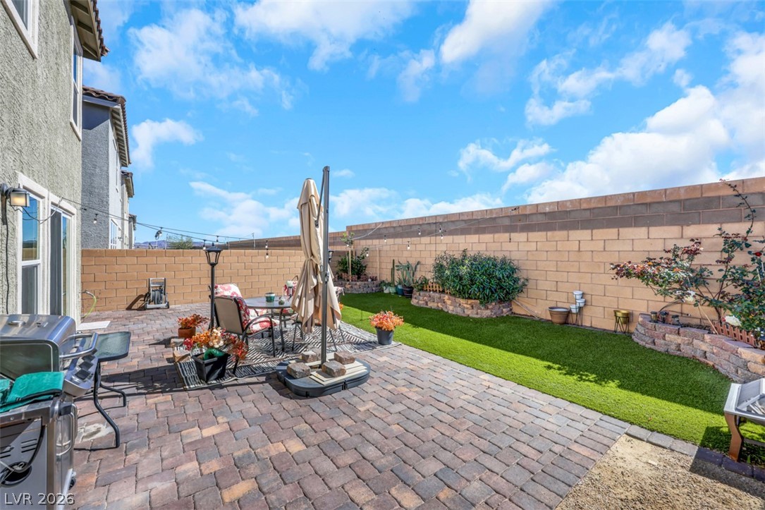 4089 Silver Torch Avenue