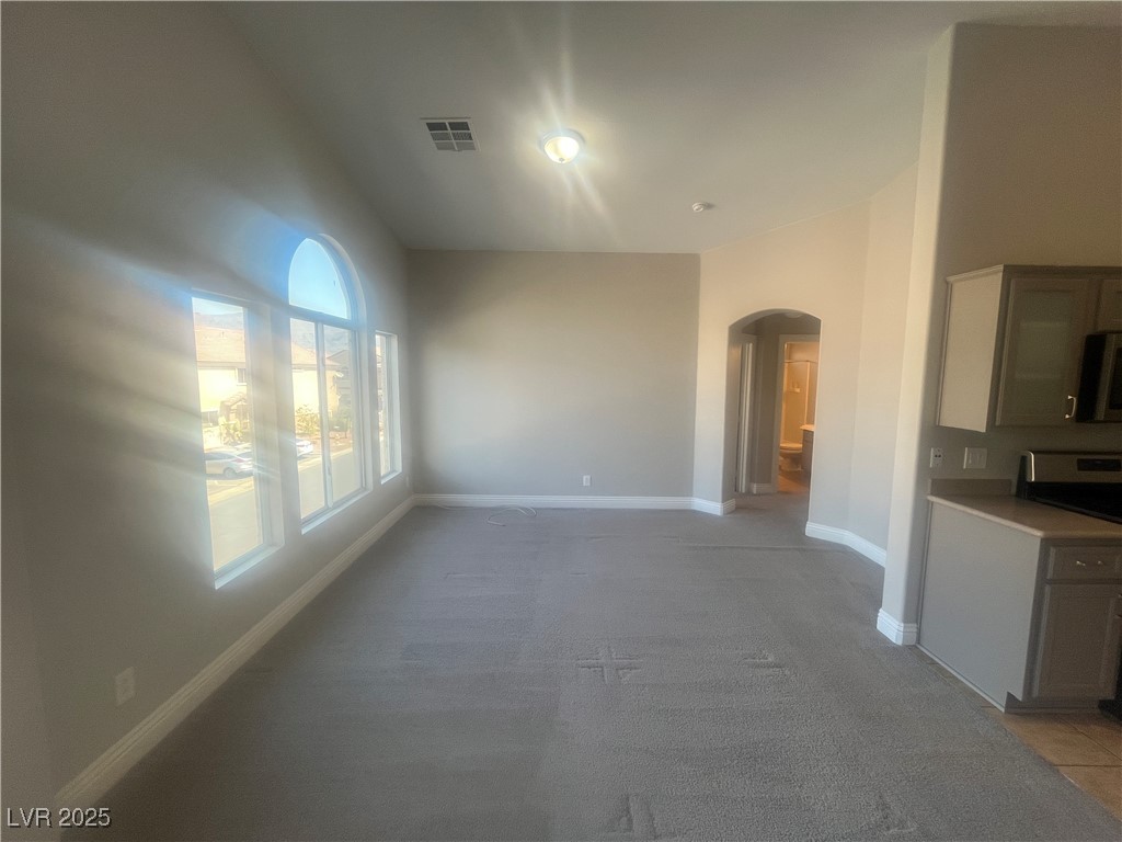6640 Lavender Lilly Lane 1