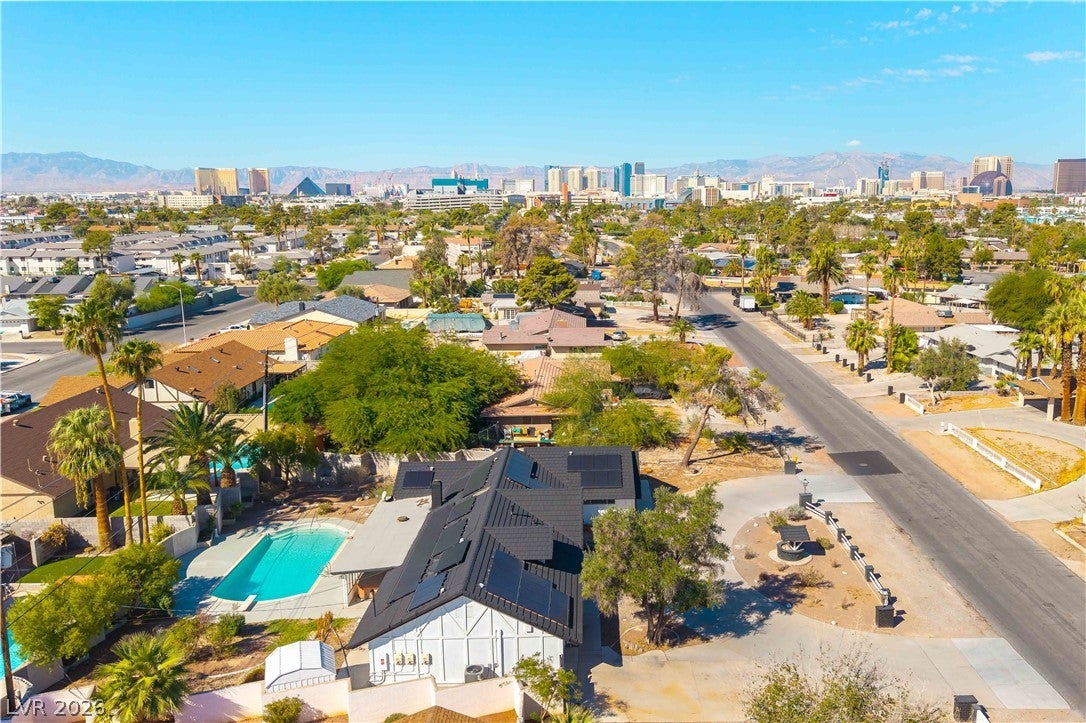 1935 Gabriel Drive