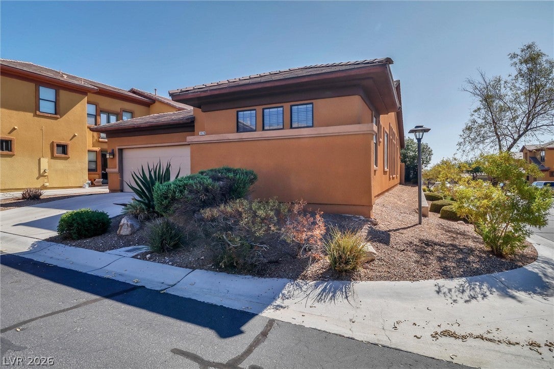 3928 Maldive Isle Court