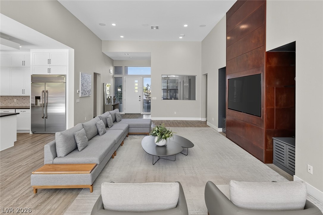 10241 Kirkwood Gaps Avenue