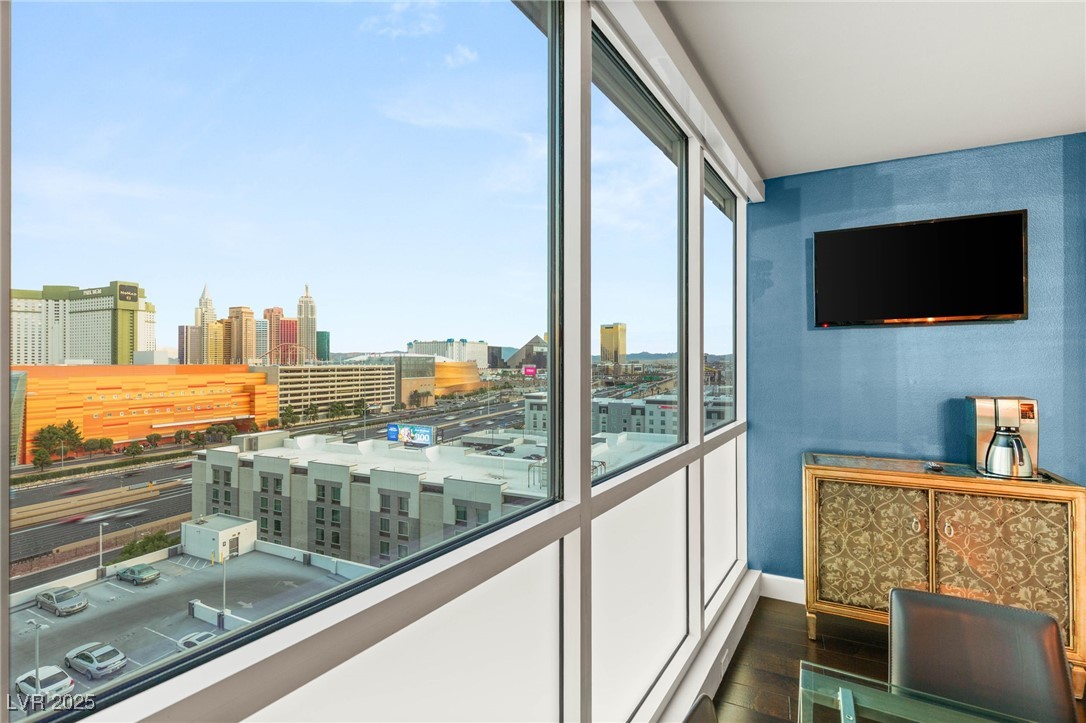 Las Vegas, Nevada 89103, United States, 2 Bedrooms Bedrooms, ,2 BathroomsBathrooms,Residential,Active,228531