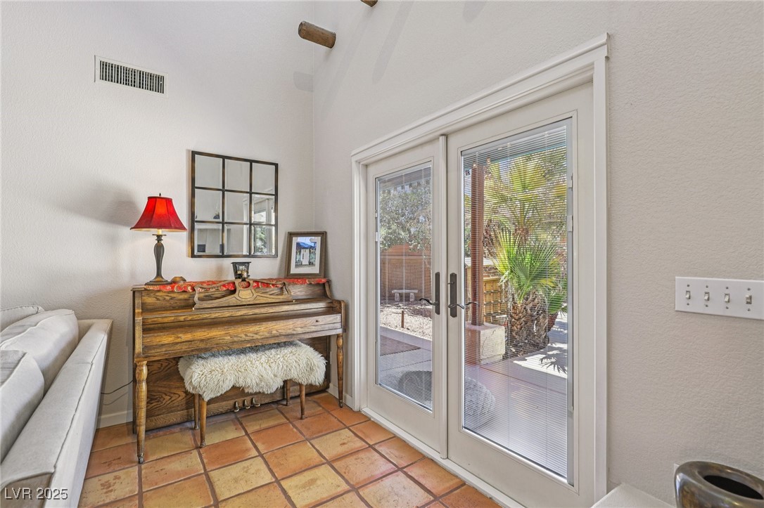 Las Vegas, Nevada 89118, United States, 3 Bedrooms Bedrooms, ,3 BathroomsBathrooms,Residential,Active,189815