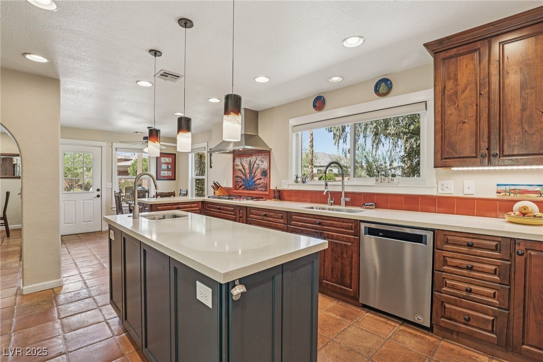 Las Vegas, Nevada 89118, United States, 3 Bedrooms Bedrooms, ,3 BathroomsBathrooms,Residential,Active,189815