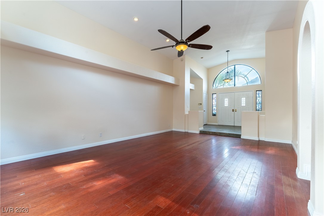 9605 Blowing Sand Circle