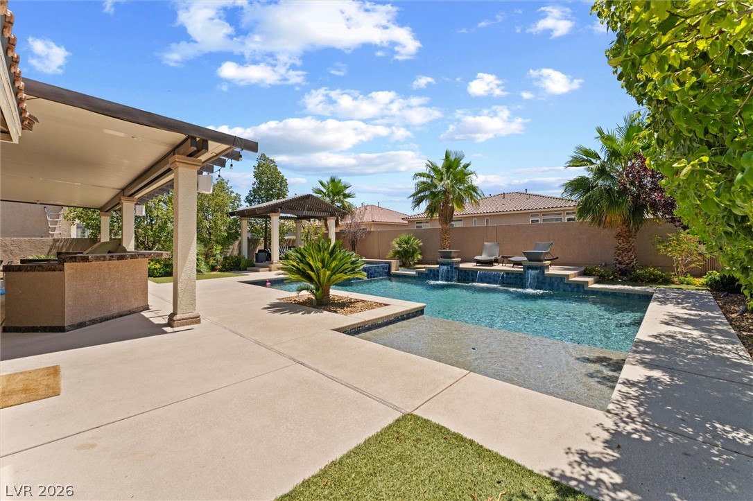 10986 Inverlochy Court