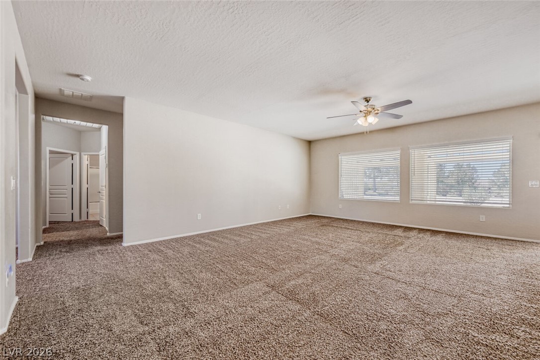 3219 Kingbird Drive