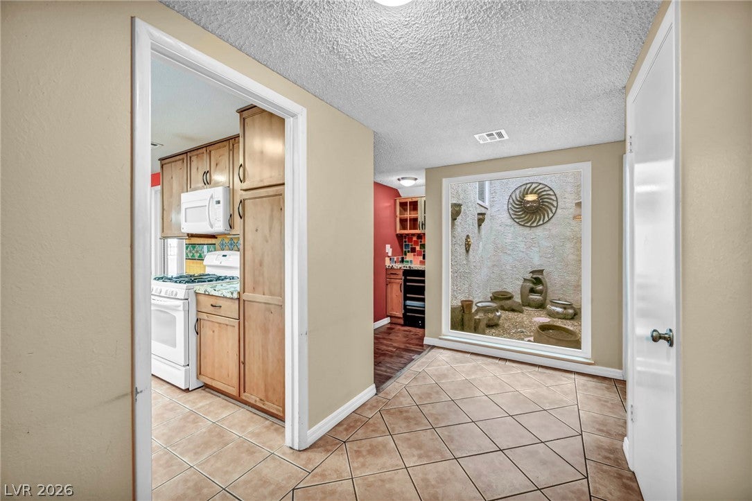 2768 Tentsmuir Place