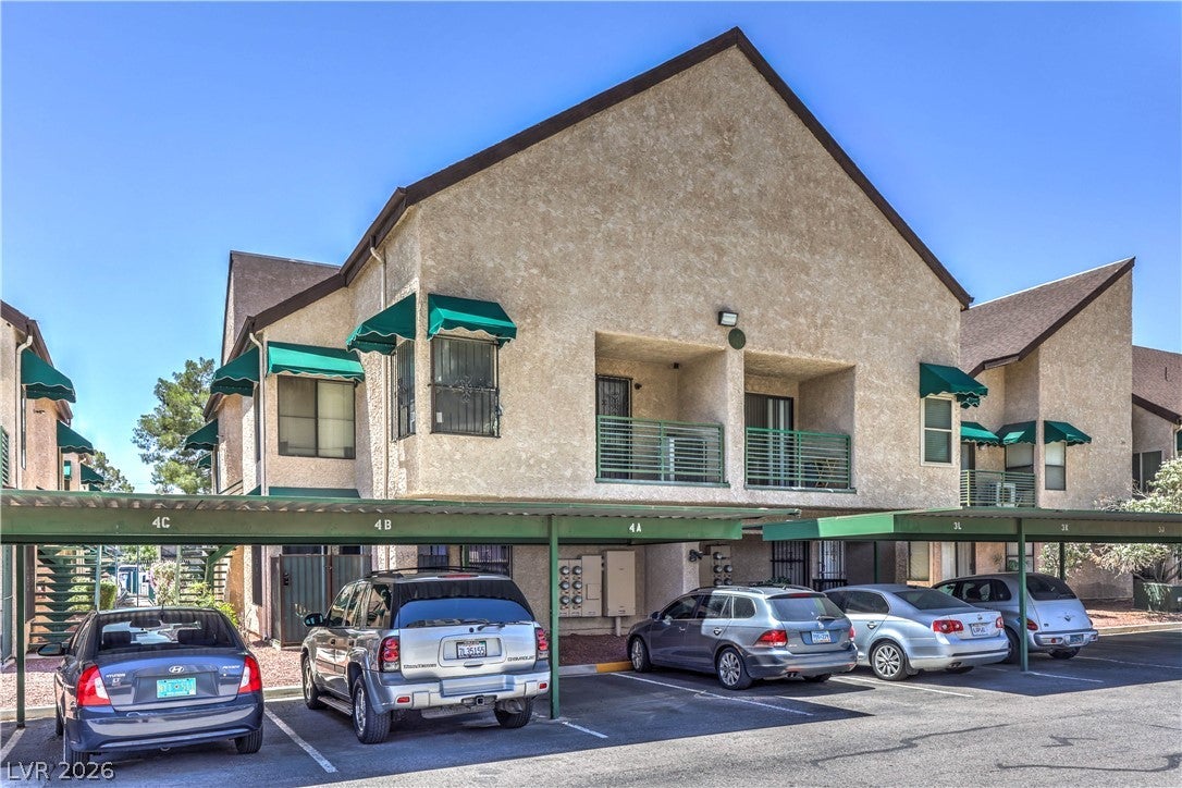 460 Elm Drive 204