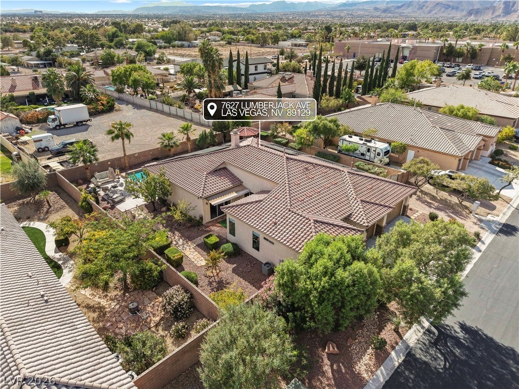 7627 Lumberjack Avenue