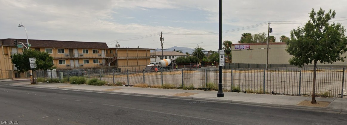1422 Fremont Street