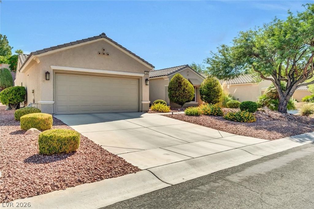 Photo of 1668 Sebring Hills Drive, Henderson, NV 89052 (MLS # 2792146)