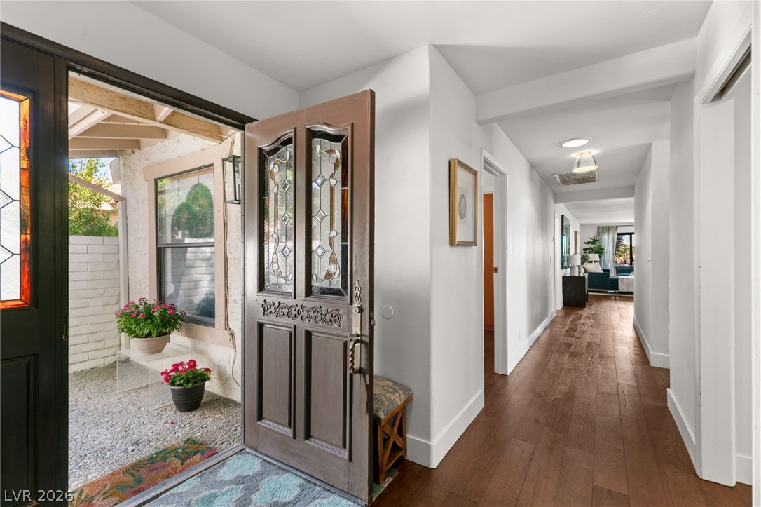 2101 Calle De Espana