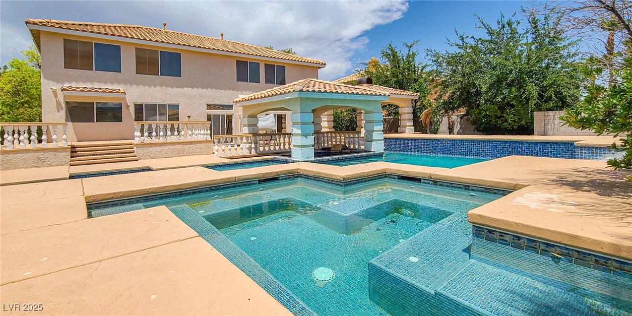 4100 Highland Castle Court