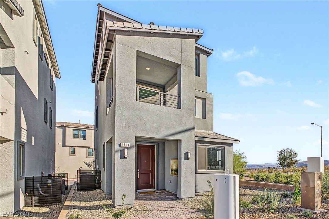 1501 Little Penguin Street
