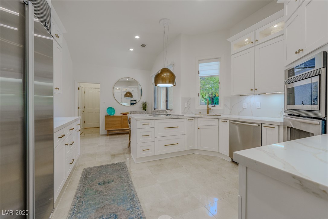 5021 Shoal Creek Circle