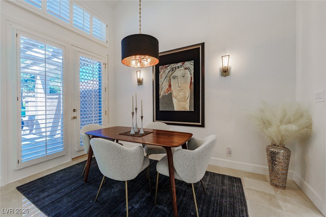 5021 Shoal Creek Circle