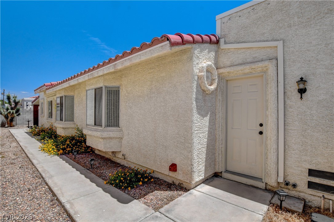 2530 Palace View Drive