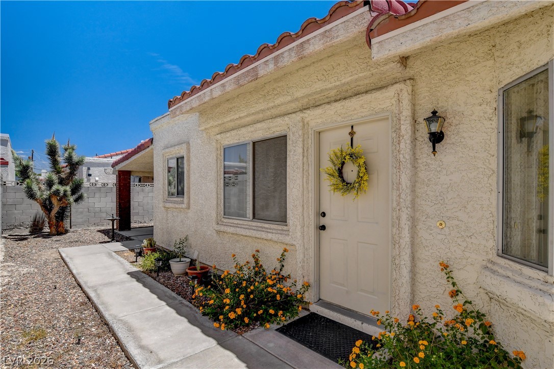 2530 Palace View Drive