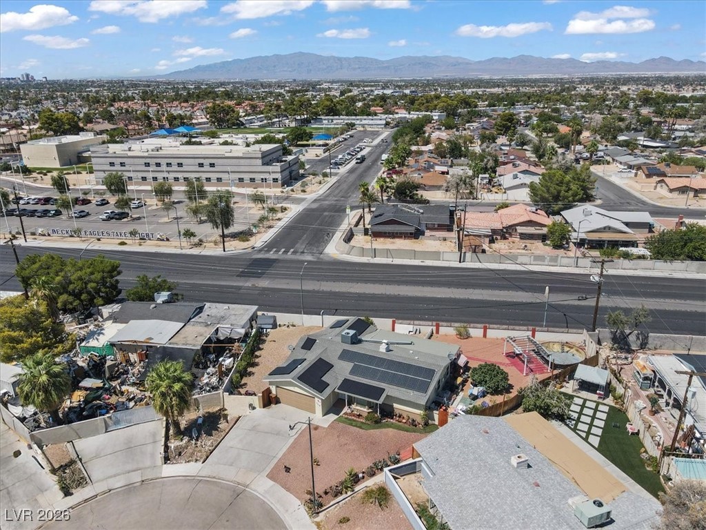 3318 Bancroft Circle