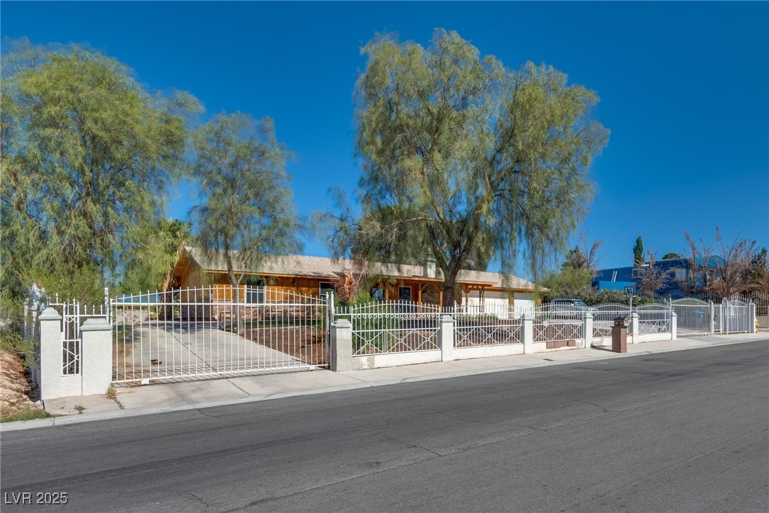 7950 Red Barn Drive