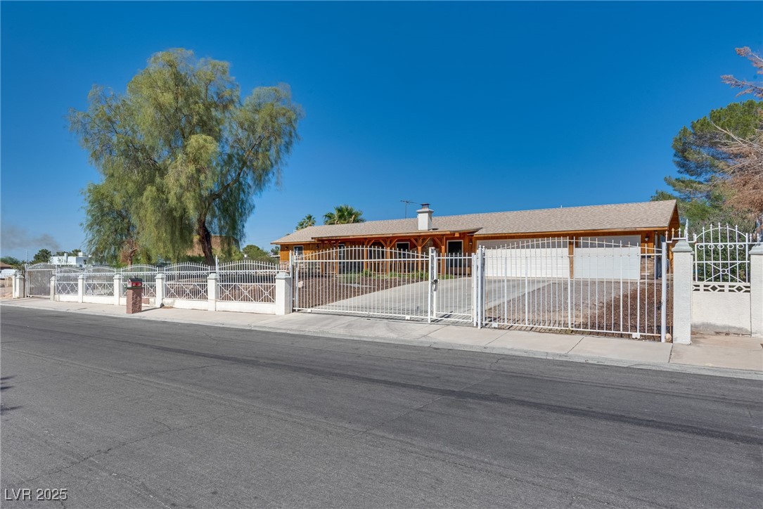 7950 Red Barn Drive
