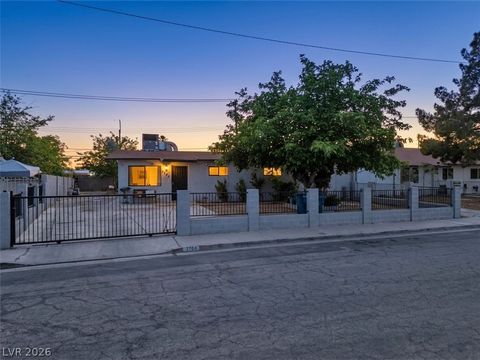 Homes For Sale - 2704 Brady Avenue<br/> Clark County, Las Vegas, NV 89101