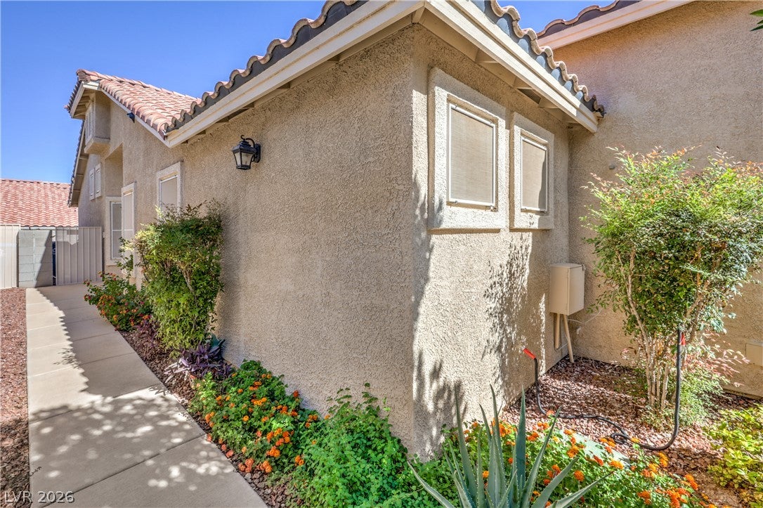 Properties 4 9708 Devenish Avenue 101
