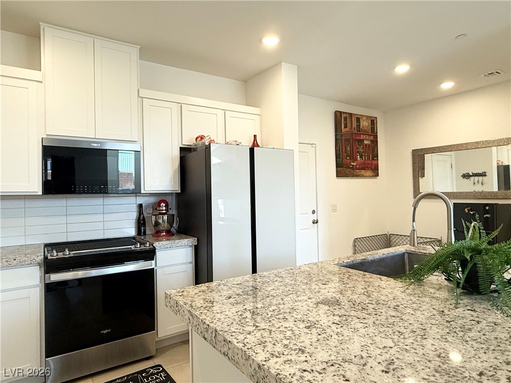 206 Freeport View Place